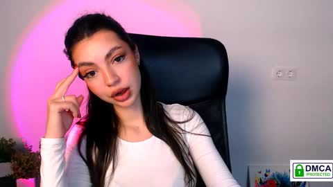 Alexia online show from November 12, 3:10 pm