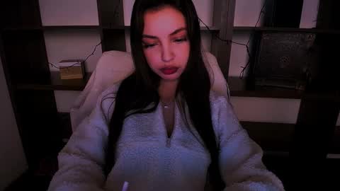 Snapshot of lexi_jos chatting on January 4, 1:31 pm Alexia online show from January 4, 1:31 pm