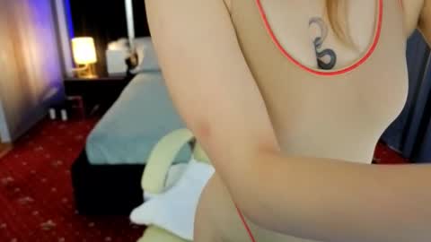 lexi_si online show from September 15, 7:05 am