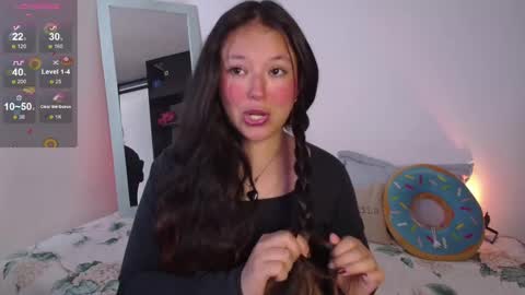 Lexie Thompson   8pm  0000am -5 online show from September 16, 5:54 pm