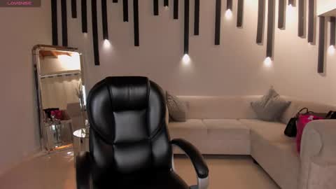 Lexie  online show from March 5, 7:50 pm