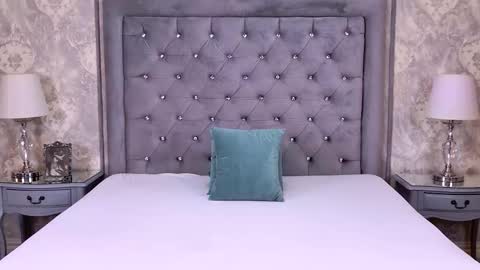 Lexi Riley online show from February 18, 7:40 am