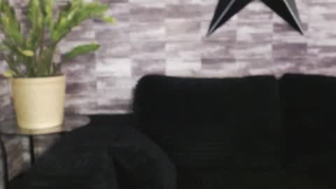 lexywetrain online show from November 22, 4:15 am