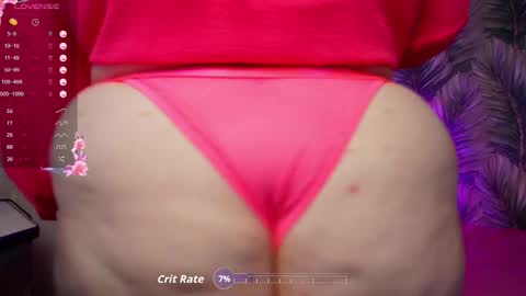 Snapshot of leyaloveee chatting on November 1, 3:32 am Your Leya online show from November 1, 3:32 am