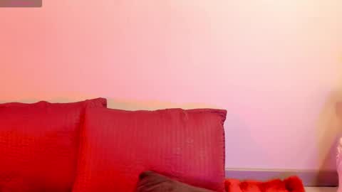 leyla woods online show from December 17, 12:20 pm