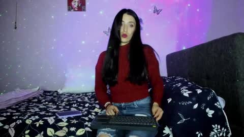 Leyna online show from February 17, 11:00 pm