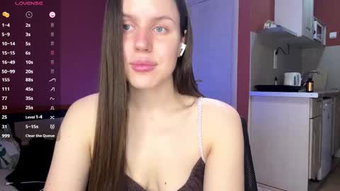 Adeline Di or just cute girl3 online show from January 31, 7:11 pm