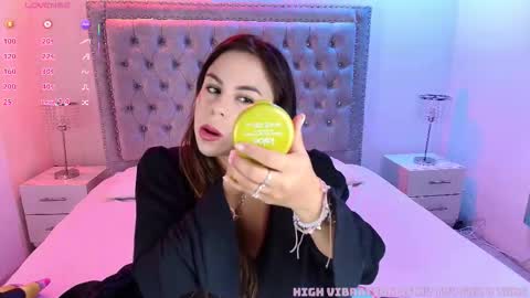 Lia  online show from December 3, 3:53 am