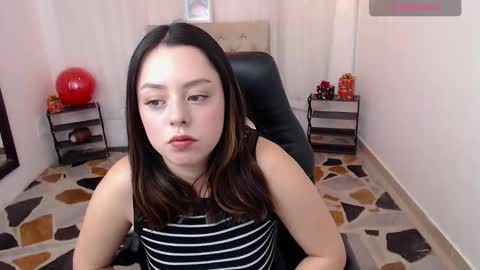 lia_glow online show from December 15, 10:48 pm