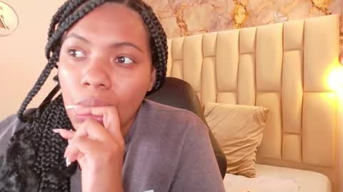 lia_mariana online show from November 16, 9:59 pm