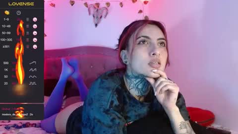 lia spicy   ig online show from January 7, 5:05 pm