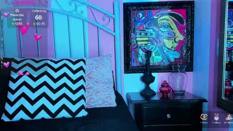 ---Liah--- online show from February 14, 9:32 pm