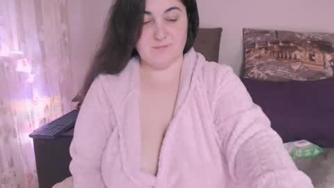 miss Lia  colection for travel online show from December 9, 9:27 pm