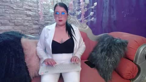 Lia online show from November 27, 4:43 pm