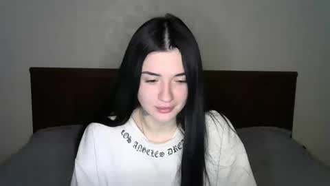 liana_diva online show from February 8, 10:51 pm