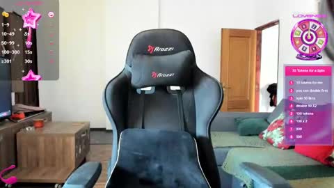 LiaQuinn online show from February 21, 2:38 pm