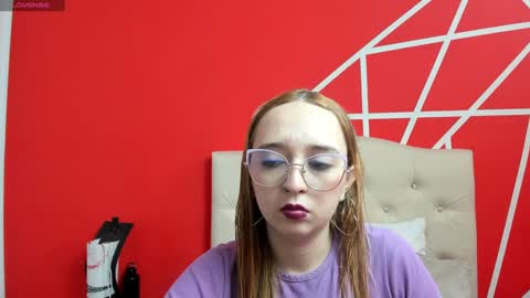 Lia Roberts online show from December 27, 12:12 pm