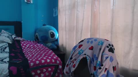 Lia Roberts online show from February 11, 12:04 pm