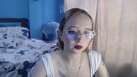 Lia Roberts online show from February 17, 11:44 am