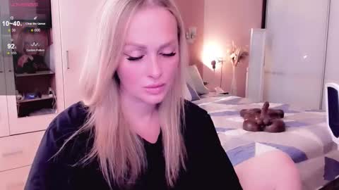 Libby online show from September 28, 11:15 am