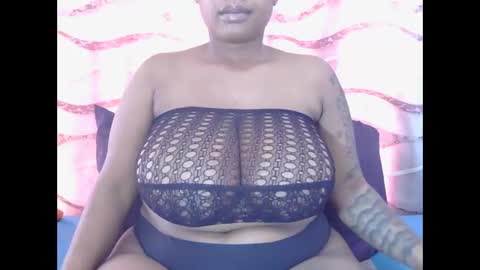 lickabletash98 online show from October 24, 8:21 am