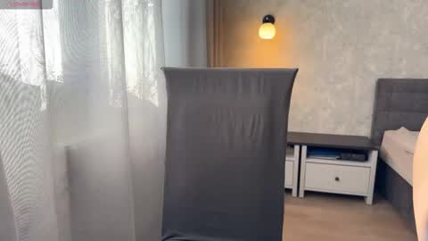 FIND ME HERE MY NICKNAME hustleeerr online show from September 11, 7:20 am