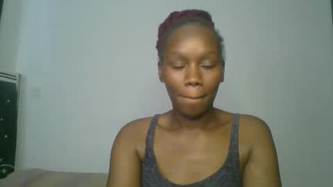 lil_meg online show from February 23, 12:04 pm