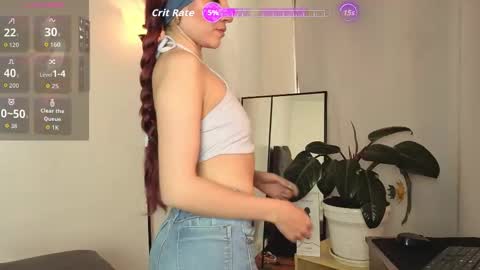 Lila online show from October 1, 8:25 pm