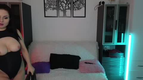 Lila online show from December 12, 3:27 pm