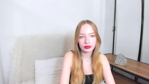 LiliaDesire online show from January 17, 7:30 am