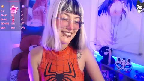 Snapshot of lilcandy19 chatting on October 21, 12:09 pm lilcandy19 online show from October 21, 12:09 pm