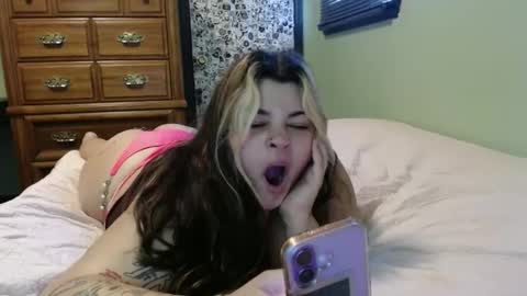 candy online show from September 10, 1:44 pm