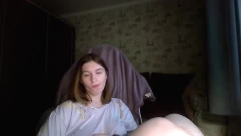 liliawoolf online show from November 13, 1:32 pm