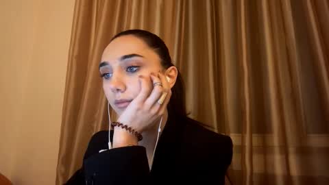 Snapshot of lilihalvorsen chatting on September 24, 10:20 pm Lina online show from September 24, 10:20 pm