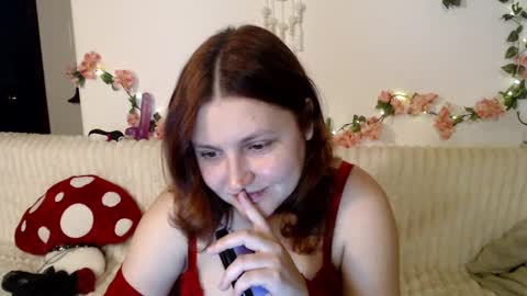 Lilly online show from November 20, 9:49 pm