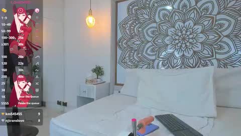 Lilith online show from December 18, 1:49 pm