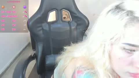 Lilith Parker online show from November 14, 2:00 am