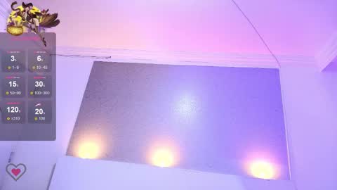 Lilith  online show from November 4, 3:39 pm