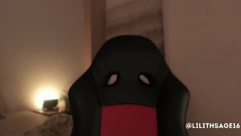 lilith_sage_ online show from October 9, 12:09 pm