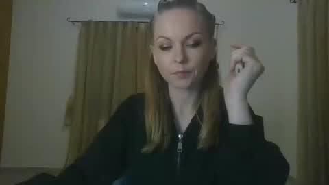 lilithnewdawn online show from February 9, 7:16 pm