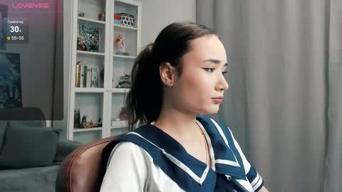 Lillllos online show from December 4, 4:59 am