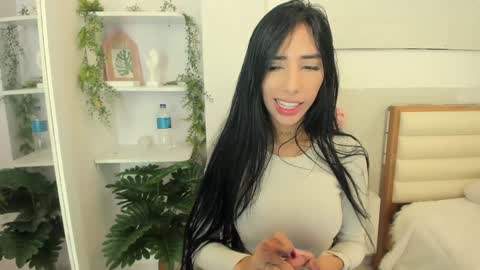 Sweety Lilly Love  online show from December 19, 4:02 pm