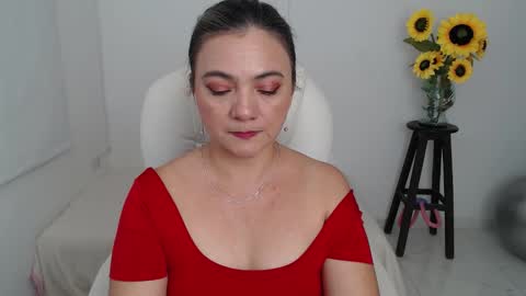 Lilly online show from October 24, 3:41 pm