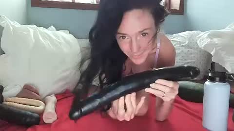 Snapshot of lilrosiedoll chatting on October 4, 5:17 pm Lilrosiedoll online show from October 4, 5:17 pm