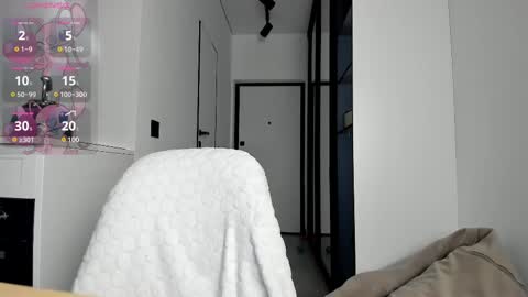 LILY online show from March 7, 6:35 am