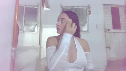 Snapshot of lily_anal_squirt chatting on March 11, 12:44 am lily_anal_squirt online show from March 11, 12:44 am