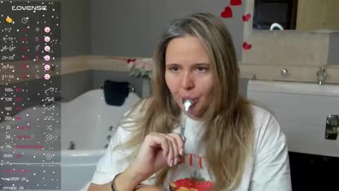 Lily online show from February 24, 8:02 am