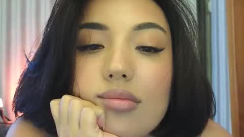 Lily online show from September 12, 10:13 am