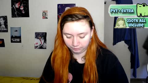 Snapshot of lily_shamy chatting on January 9, 10:09 am Alice online show from January 9, 10:09 am