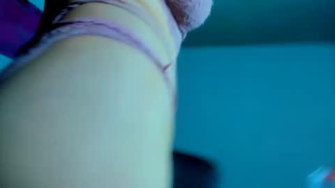 lily_stone04 online show from January 18, 7:49 am